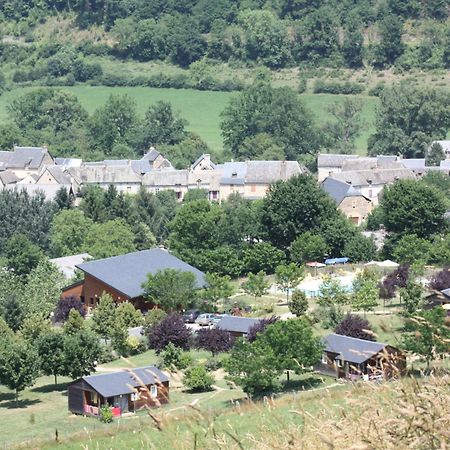 Village De Gite - La Cascade Sainte-Eulalie-d'Olt Dış mekan fotoğraf