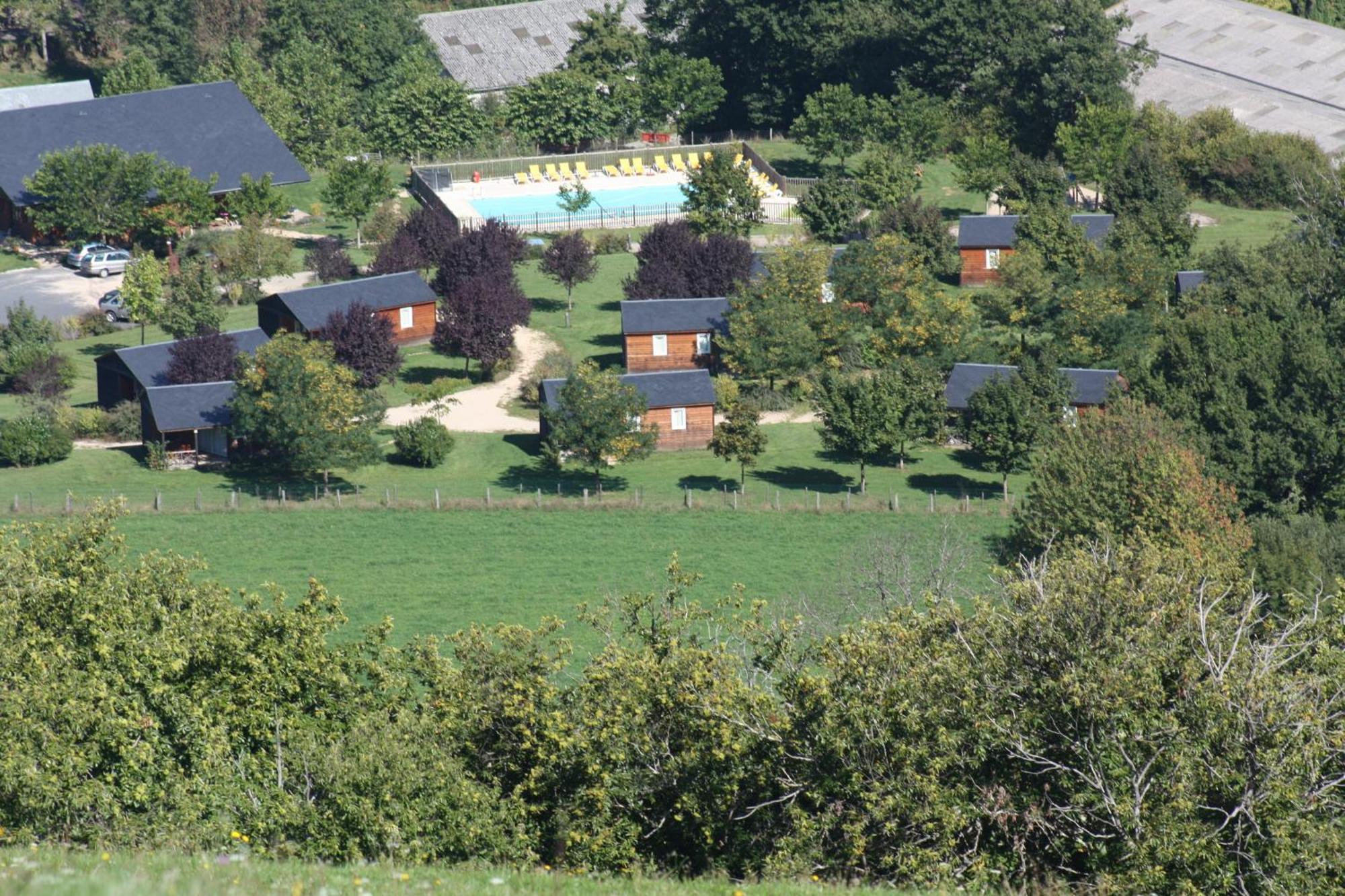 Village De Gite - La Cascade Sainte-Eulalie-d'Olt Dış mekan fotoğraf